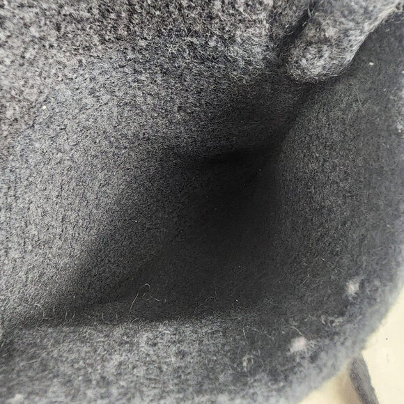 Grey Knit Top Flap Crossbody Purse - Picture 6 of 7